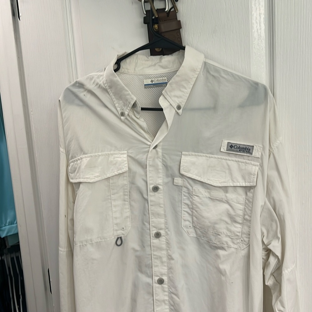 Columbia long sleeve shirt. Men’s L